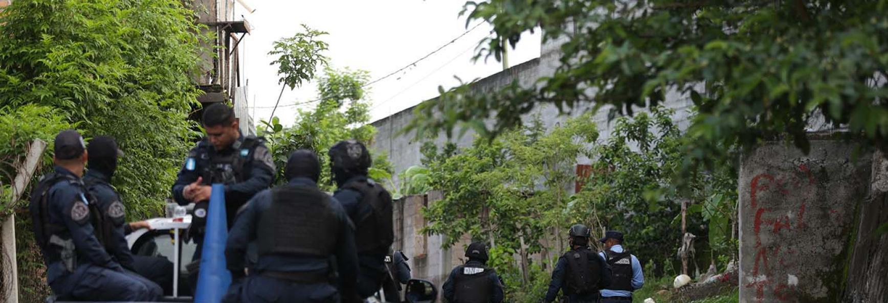 Security forces in Tegucigalpa take measures after the government of Honduras extended the state of exception for the ninth time on 9 July 2024. Photo by Emilio Flores/Anadolu via Getty Images.